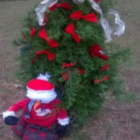 DIY Mini Christmas Tree for Next to Nothing Image